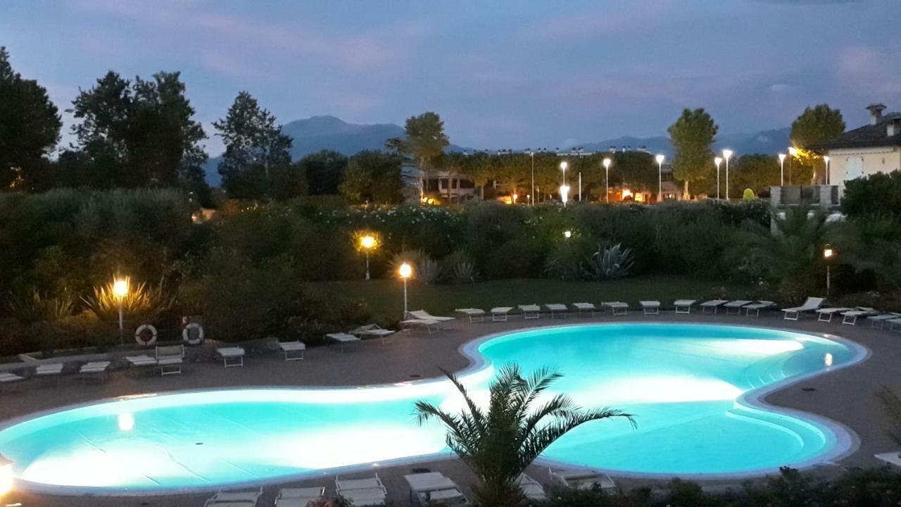 Appartement Il Giardino Di Laura - Sirmione Extérieur photo