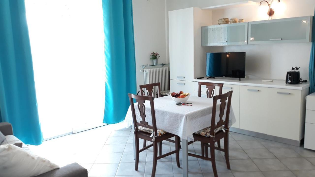 Appartement Il Giardino Di Laura - Sirmione Extérieur photo